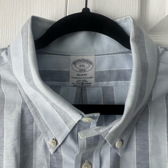 Brooks Brothers Button Down Shirt Light Blue and White Stripes - Picture 3 of 5